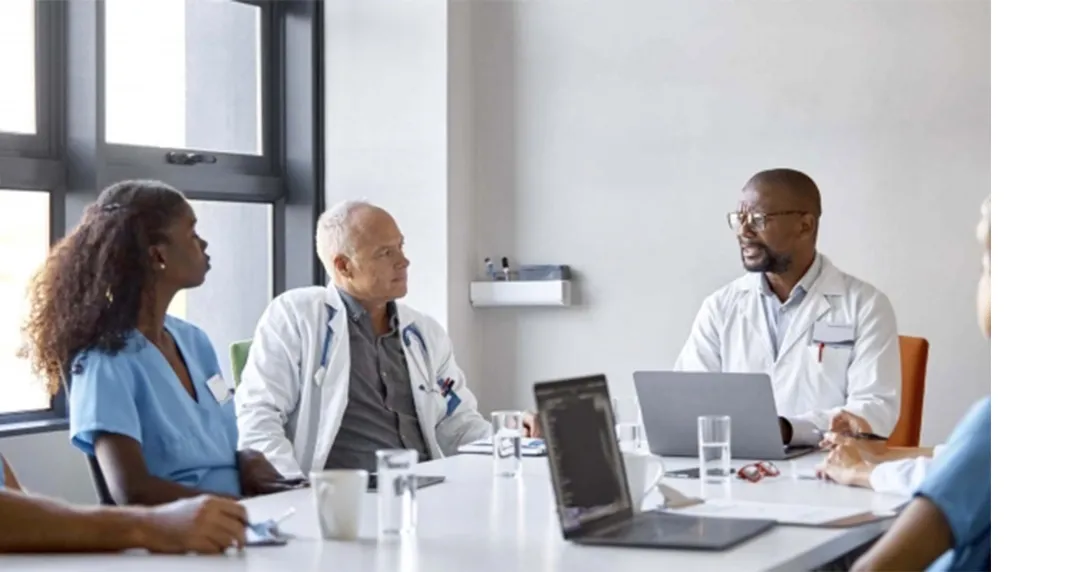 Hospital doctors meeting